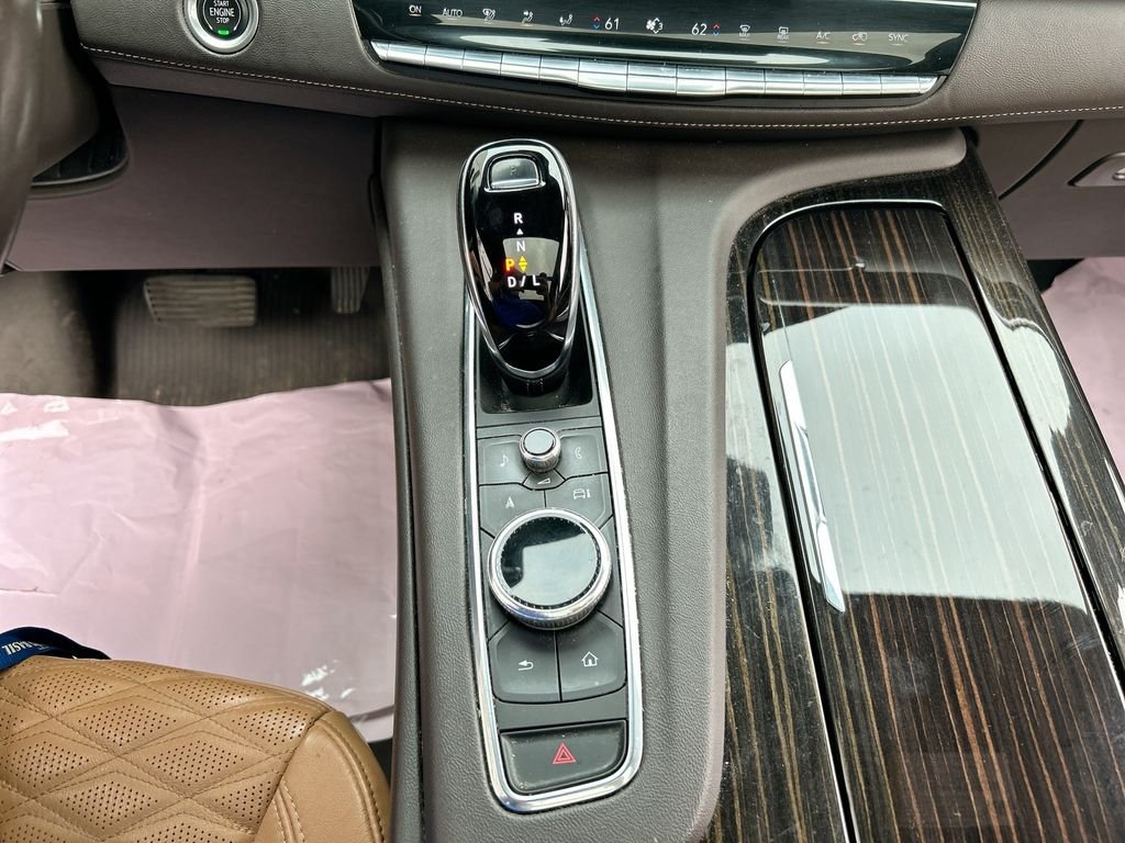 Used 2022 Black Cadillac Sport image 19