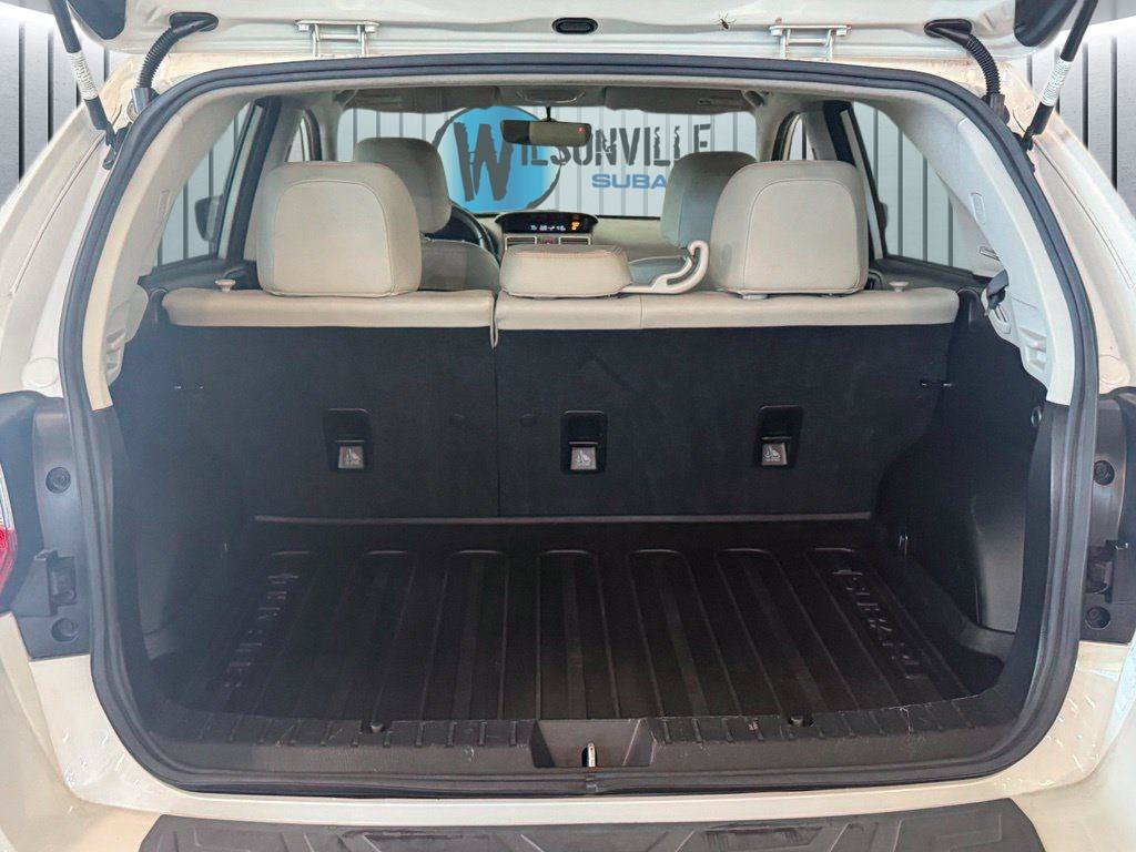 Used 2017 White Subaru 2.0i Limited image 8