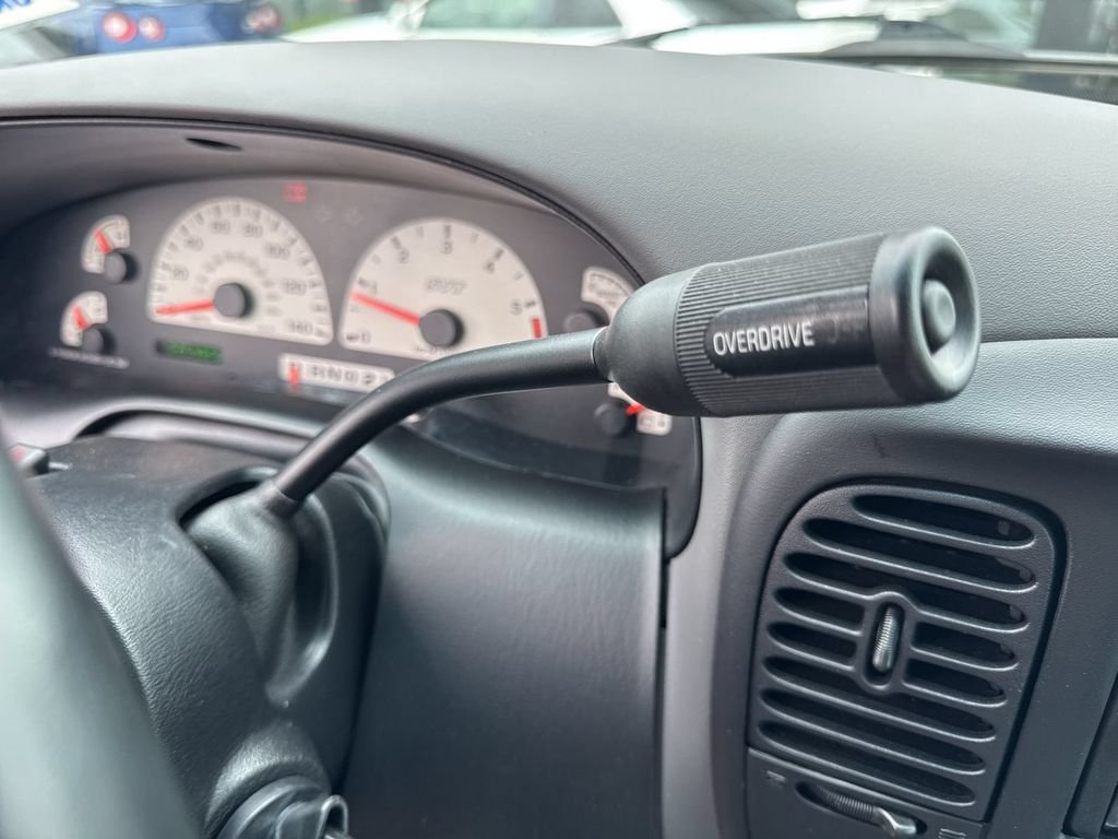 Used 2001  Ford SVT Lightning image 18