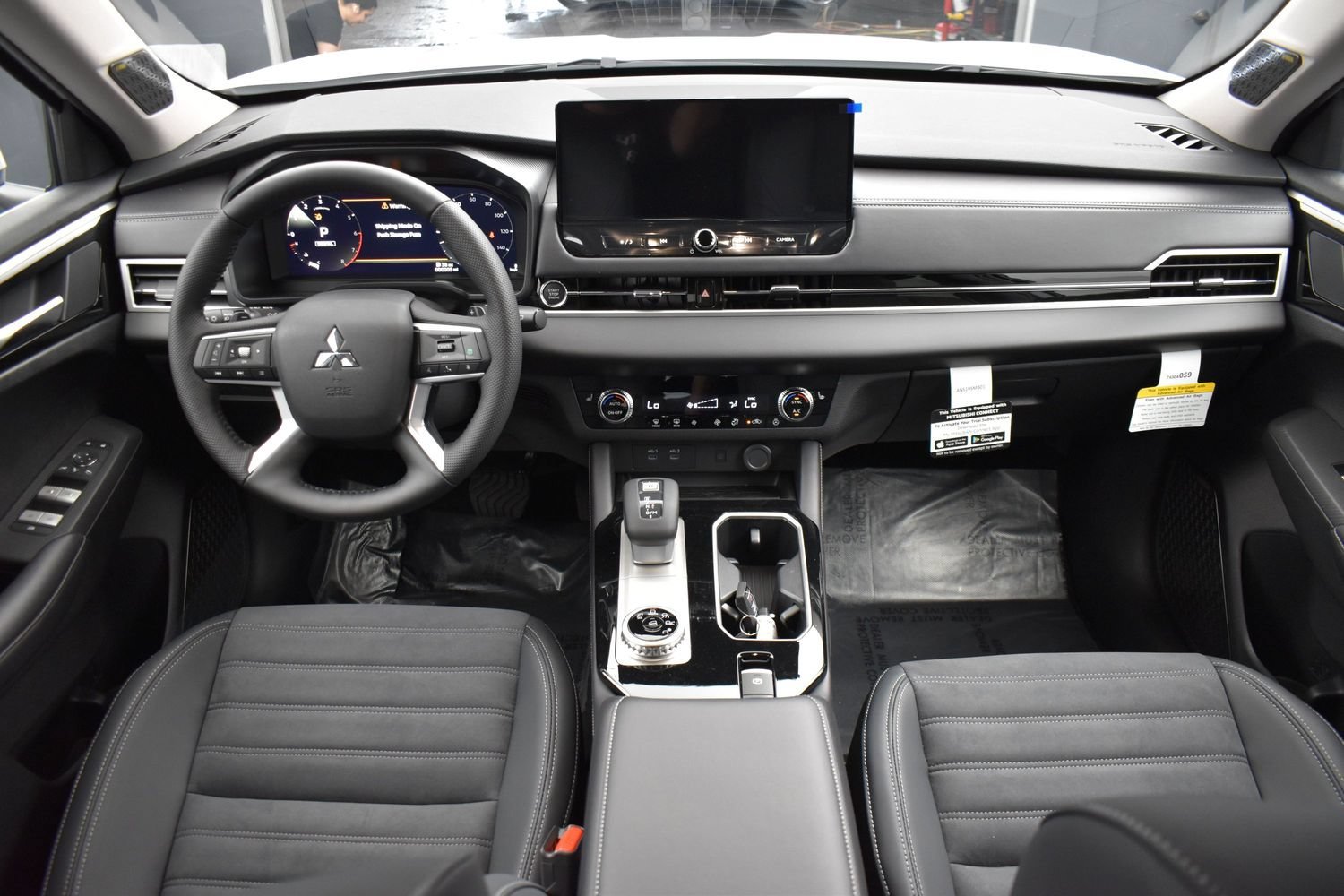 New 2026 White Mitsubishi SE 1.5T 2WD image 15