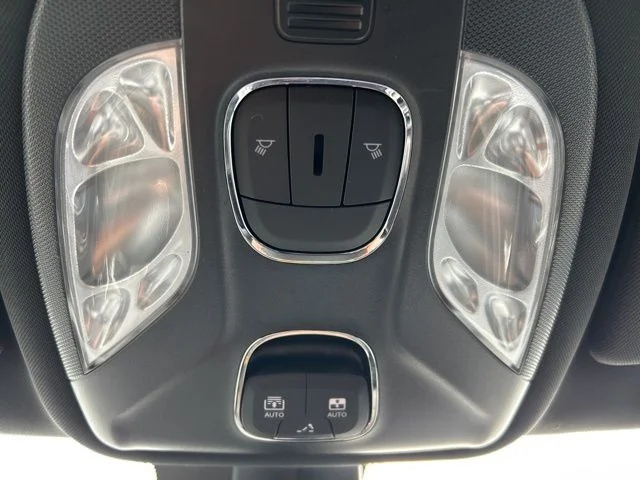 Used 2024 White Jeep Limited image 42