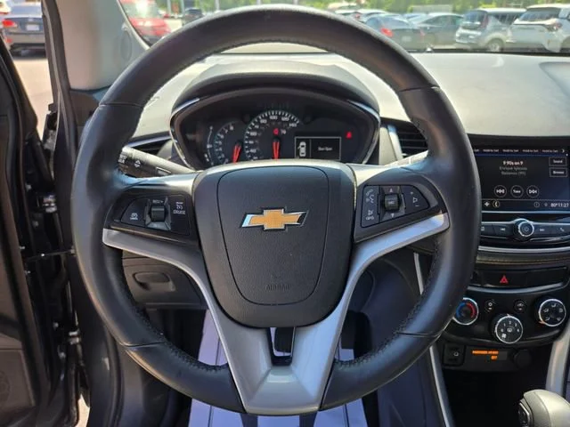 Used 2022 Shadow Gray Metallic Chevrolet LT image 29