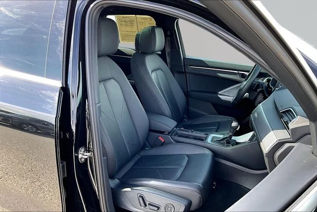 Used 2022 Black Audi Premium image 7