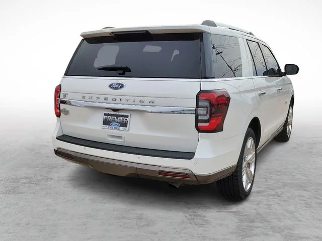 Used 2024 White Ford King Ranch image 10