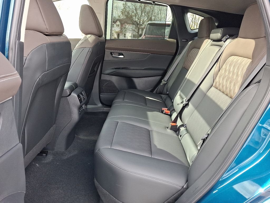 New 2026 Blue Nissan Platinum image 6