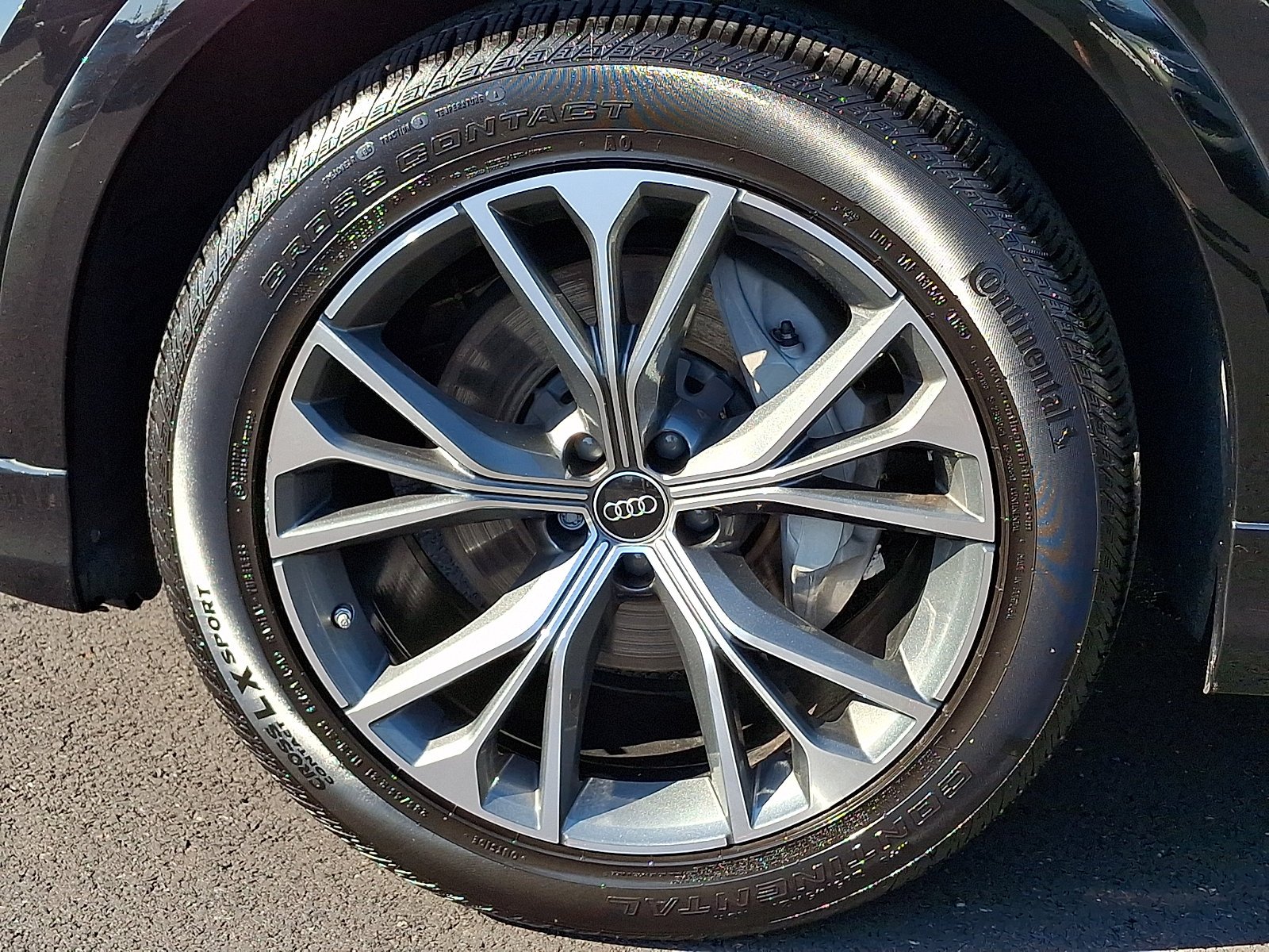 Used 2024 Mythos Black Metallic   0E0e Audi Premium Plus image 8