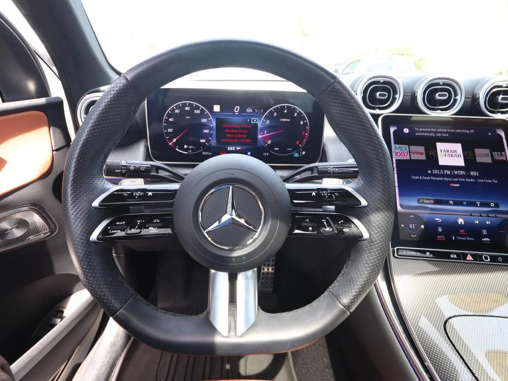 Certified Used 2023 White Mercedes-Benz GLC 300 image 18