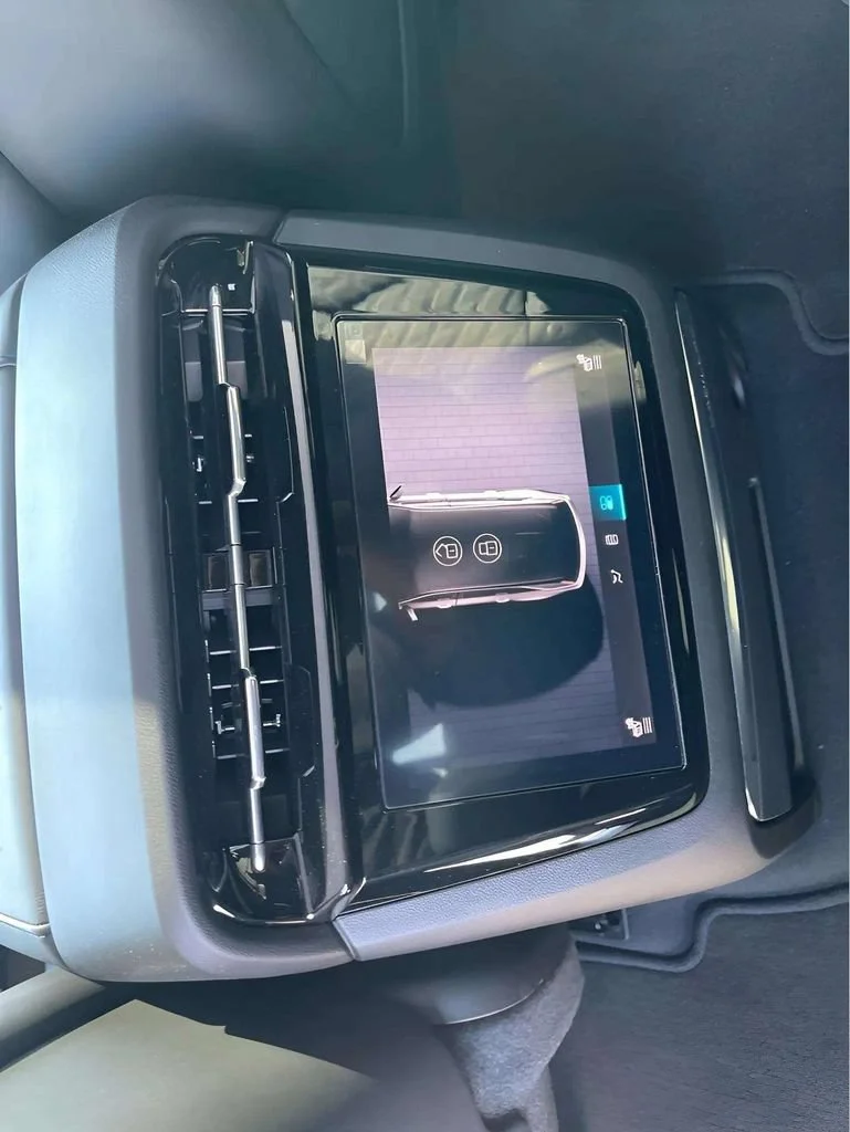 2025 Cadillac Escalade IQ Sport 1 - Photo 38