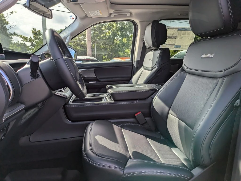 New 2026 Agate Black Metallic Ford Platinum image 22