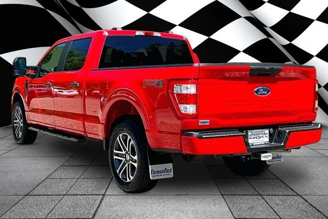 Used 2023  Ford XL image 12