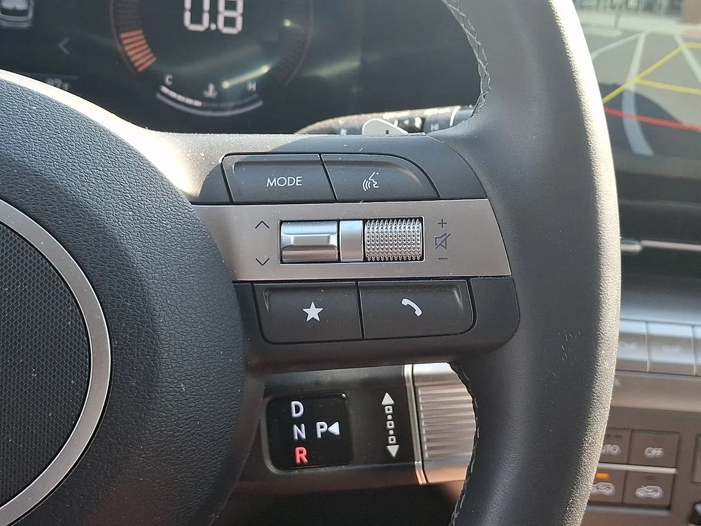 Used 2026 Blue Hyundai SEL Premium image 21