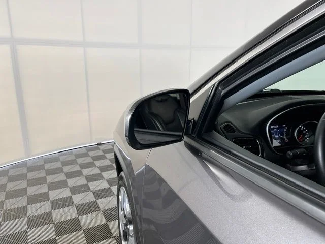 Used 2018 Gray Jeep Limited image 9