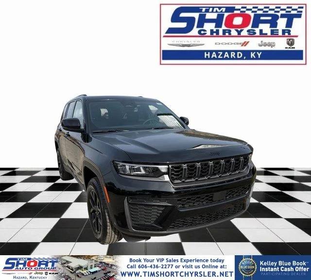 New 2026 Diamond Black Crystal Pearl-Coat Exterior Paint Jeep Altitude image 1
