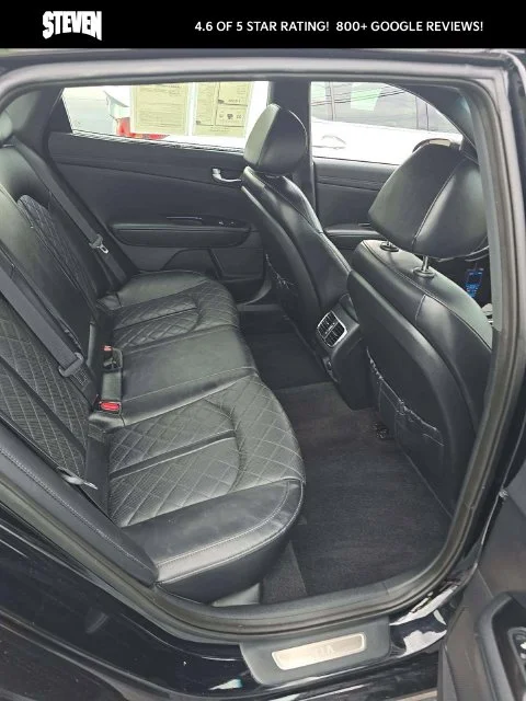 Used 2016 Black Kia SXL image 15