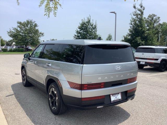 New 2027 Silver Hyundai SE image 7