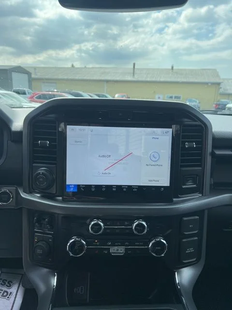 New 2026 Oxford White Ford XLT image 34