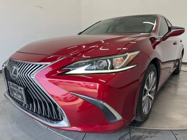 Used 2020 Matador Red Mica Lexus 350 image 31
