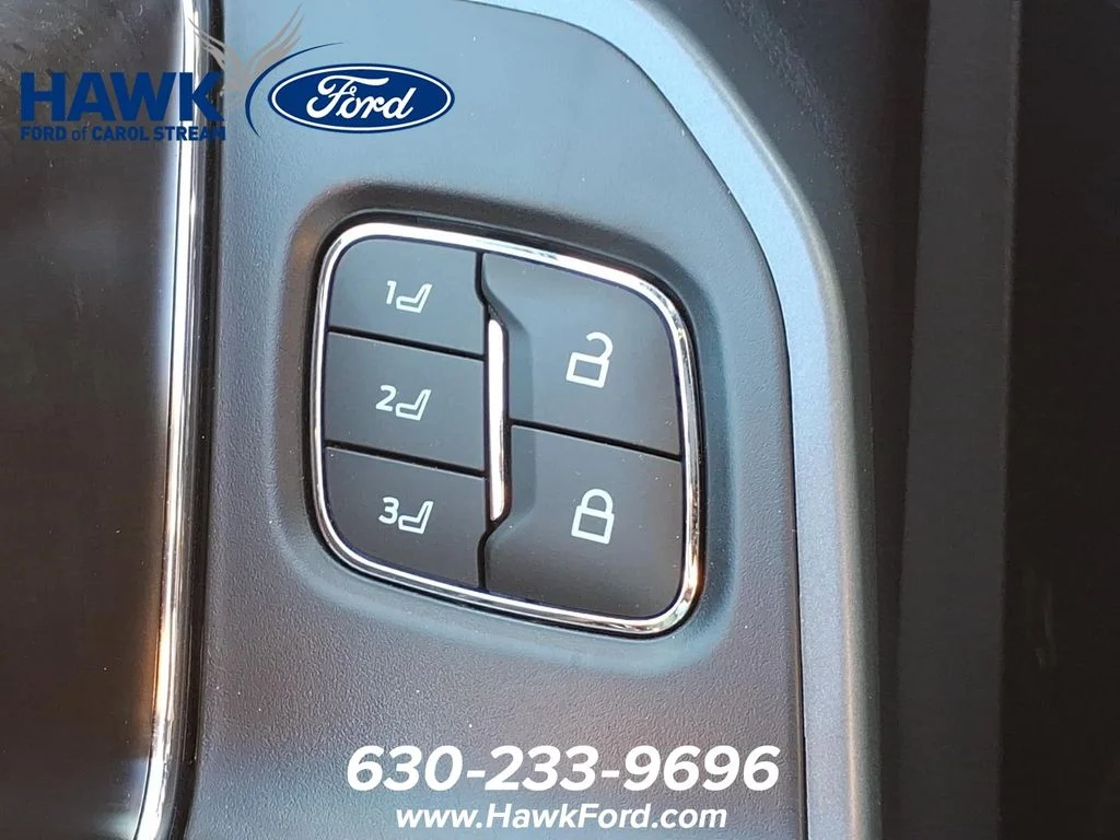 Certified Used 2022 Black Metallic Ford Lariat image 16