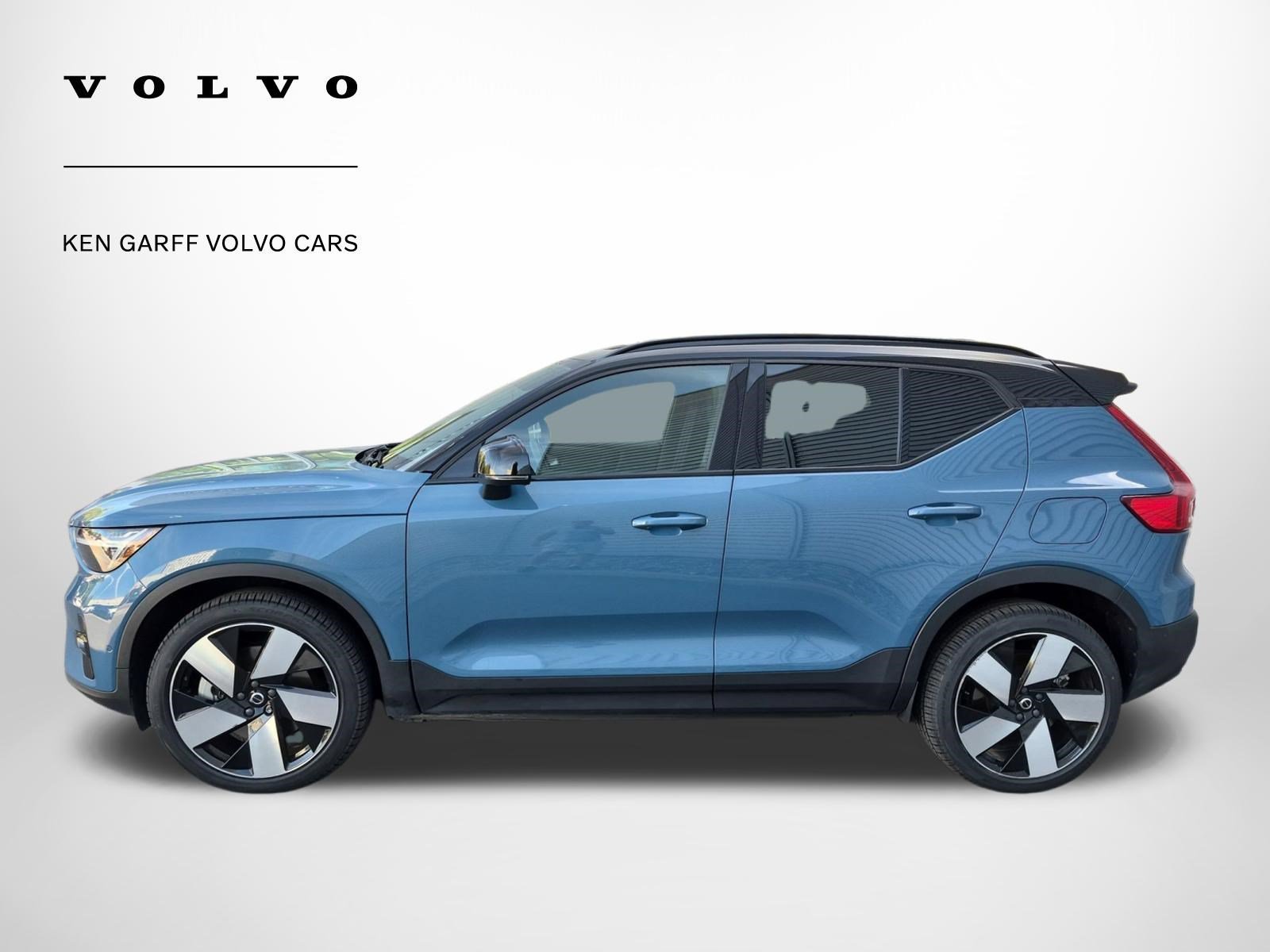 Certified Used 2023 Fjord Blue Volvo Ultimate image 7