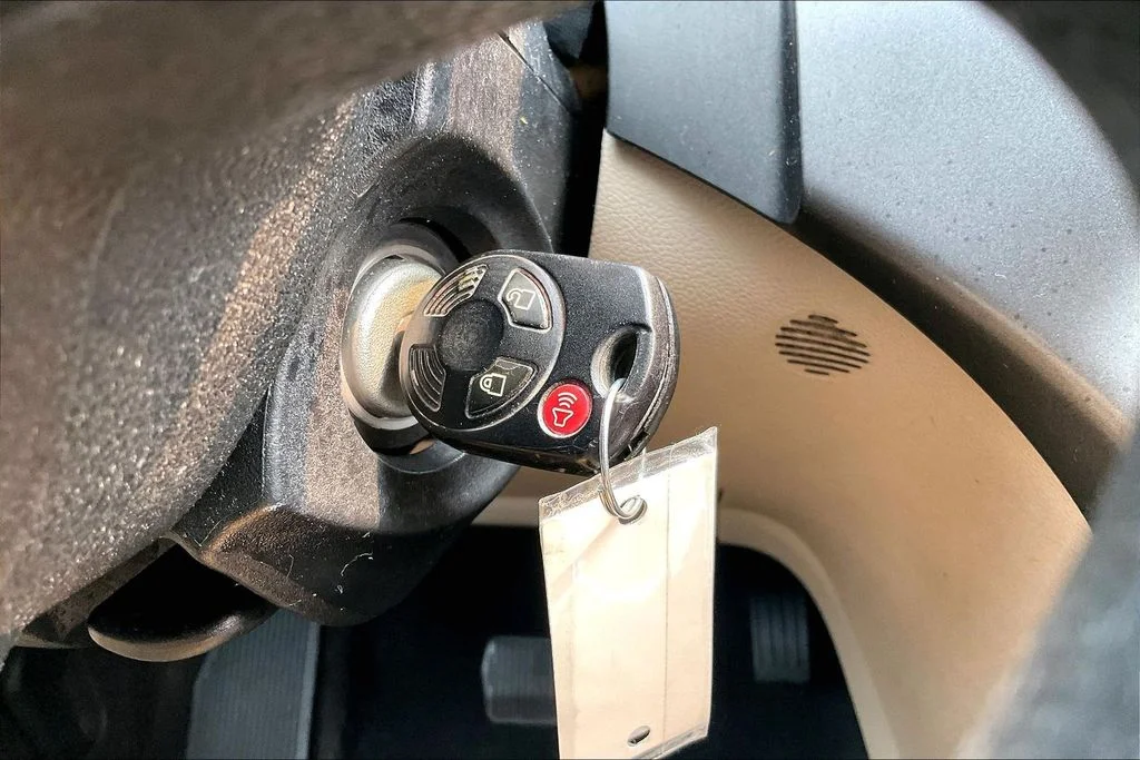 Used 2017 Red Ford SE image 14
