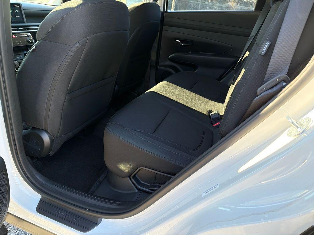 New 2026 White Hyundai SEL AWD image 21