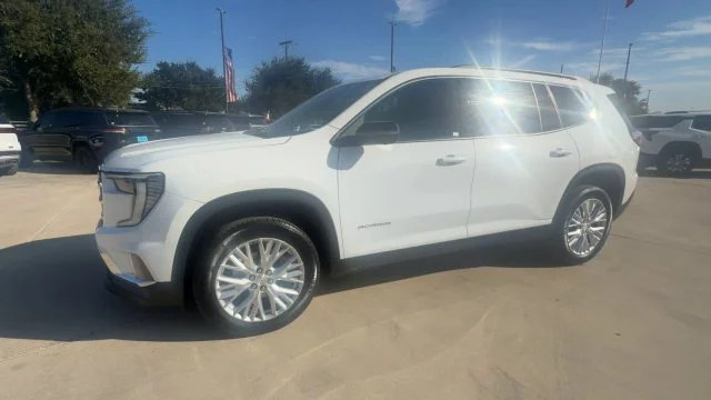 2026 GMC Acadia Elevation - Photo 4