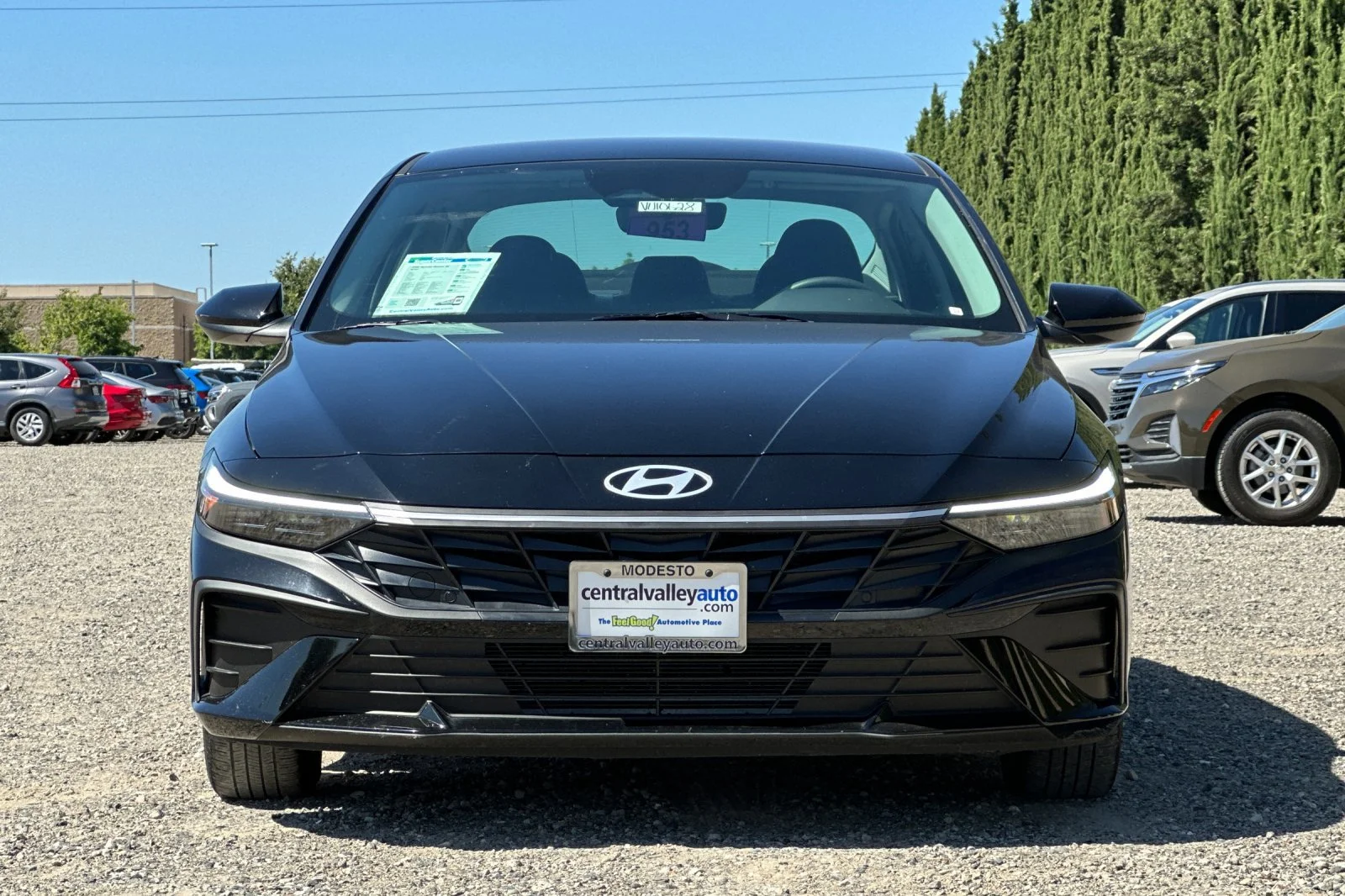 Used 2025 Abyss Black Hyundai SE image 9