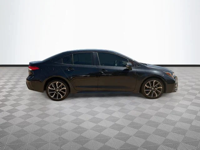 Used 2020 Black Toyota SE image 4