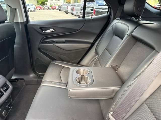 Used 2018 NIGHTFALL GRAY METALLIC Chevrolet Premier image 16