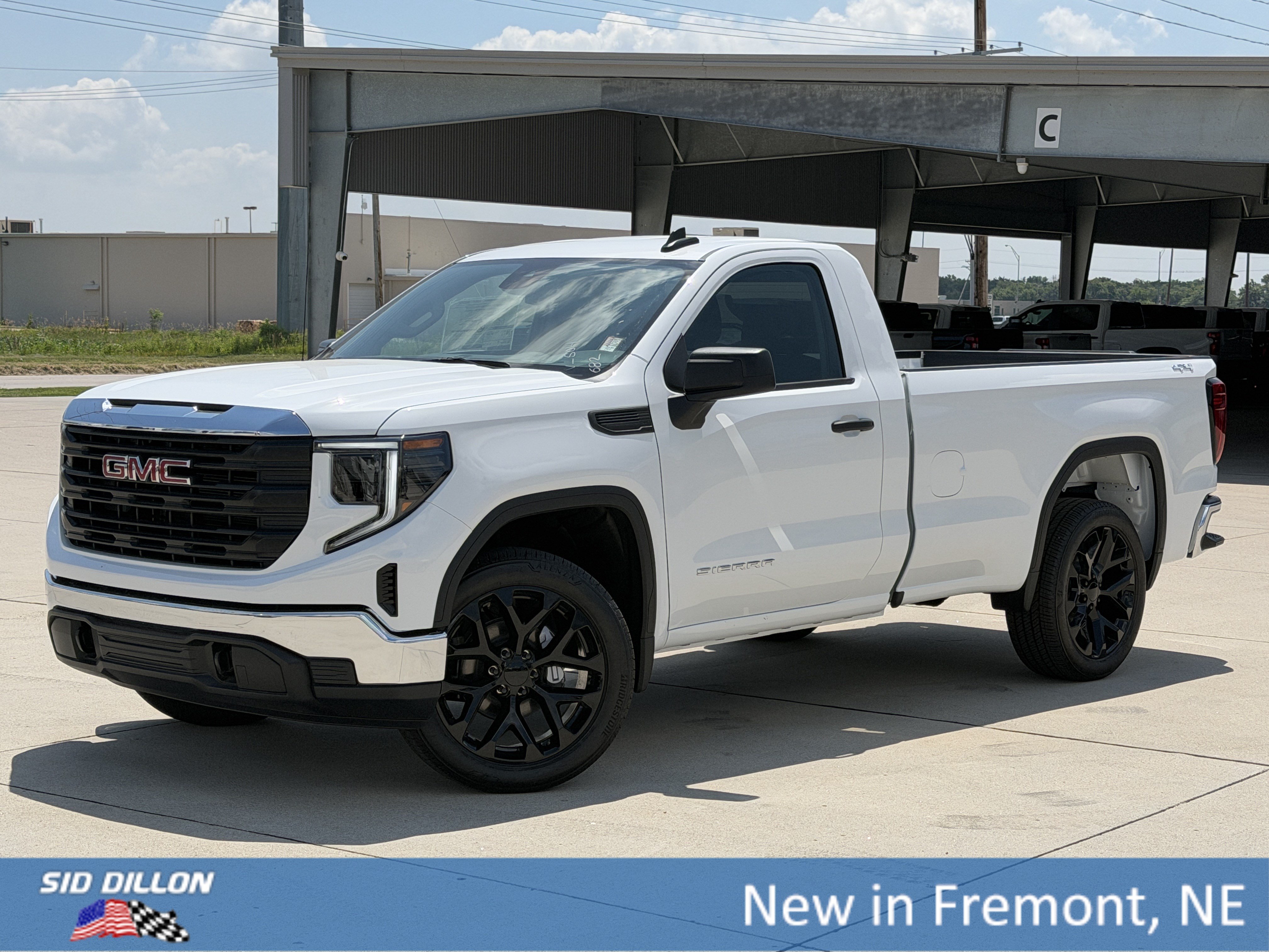 New 2026 Summit White GMC Pro image 1