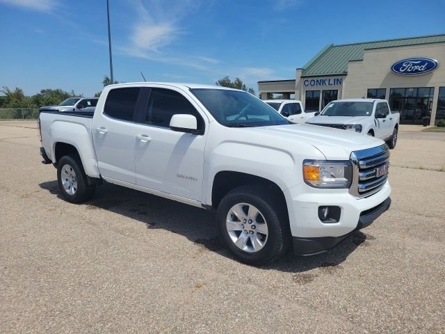 Used 2016 Summit White GMC SLE1 image 19