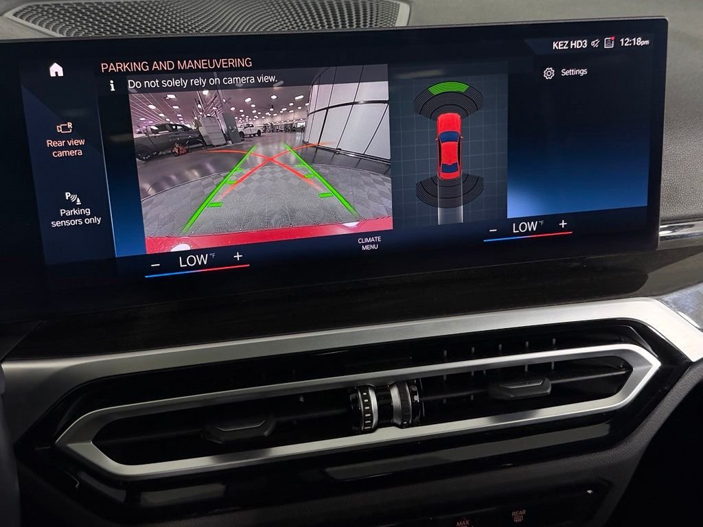 2023 BMW 3 Series 330e - Photo 18