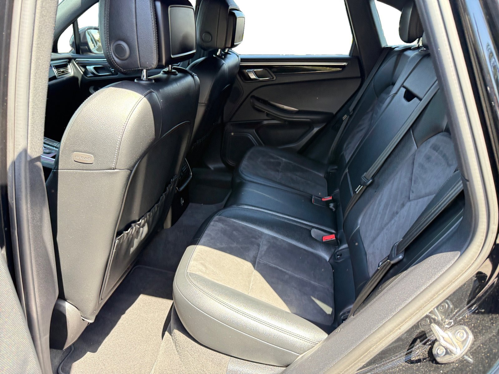 Used 2018 Black Porsche Base image 16
