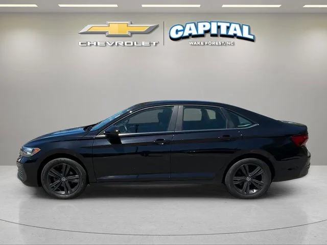 Used 2023 Black Volkswagen 1.5T SE image 2