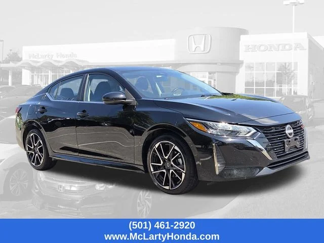 Used 2025 Super Black Nissan SR image 4