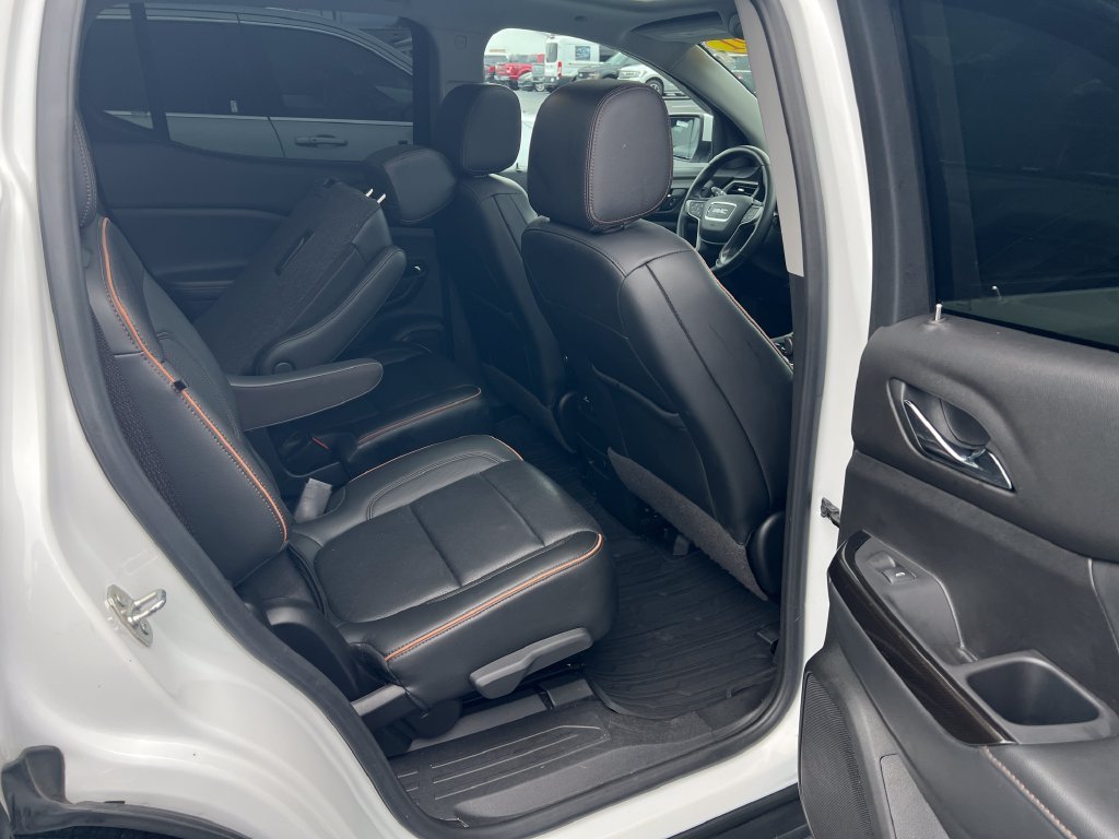 Used 2021 White GMC AT4 image 26