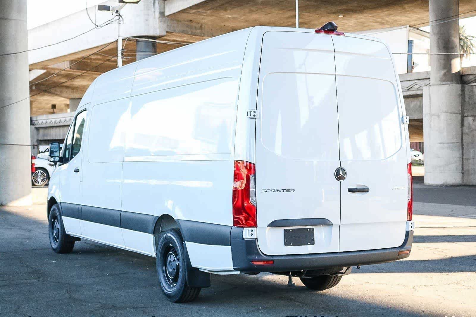 New 2026 Arctic White Mercedes-Benz Cargo 170WB High Roof RWD 2.0L I4 Diesel Turbo SO image 8