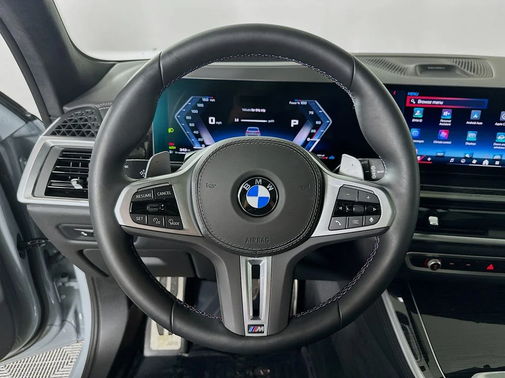 2026 BMW X5 M60i - Photo 12