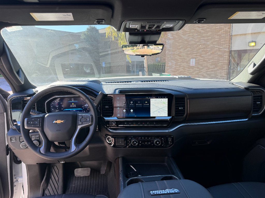 Used 2026 Summit White Chevrolet High Country image 20