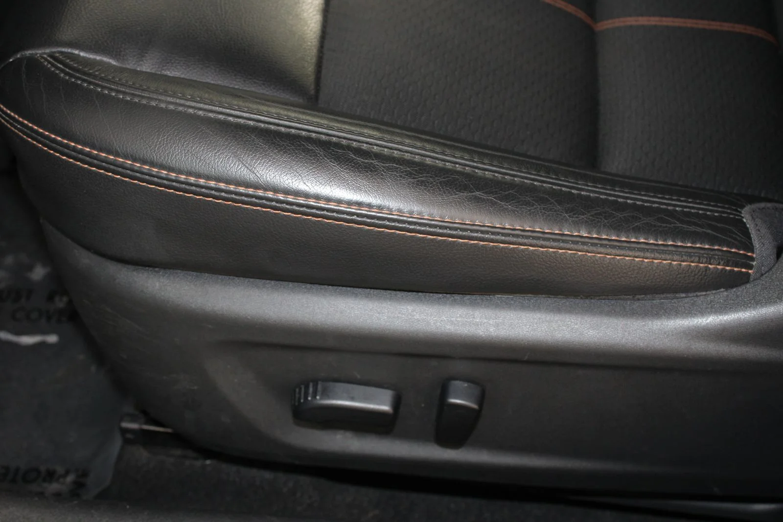 Used 2019 Black Nissan 2.5 SR image 22