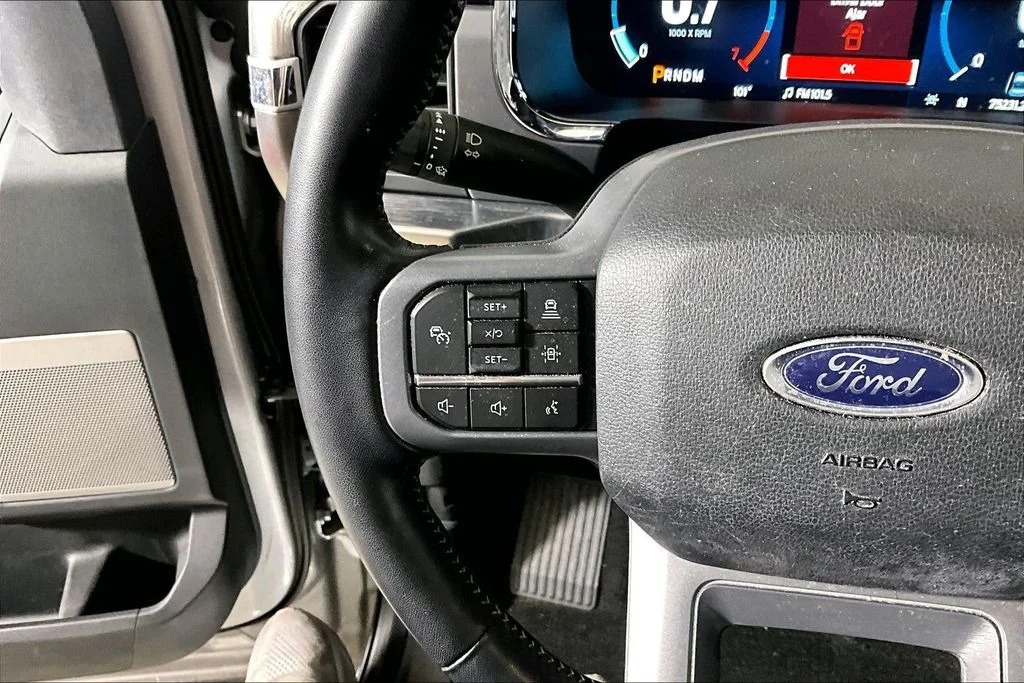 Used 2023 Silver Metallic Ford Lariat image 14