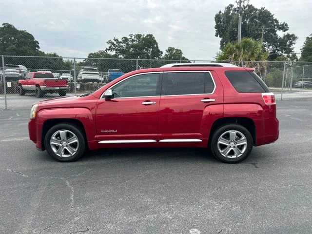 Used 2014 Red GMC Denali image 2