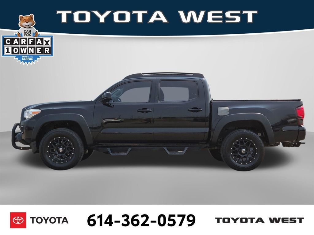 Used 2018 Black Toyota SR image 11