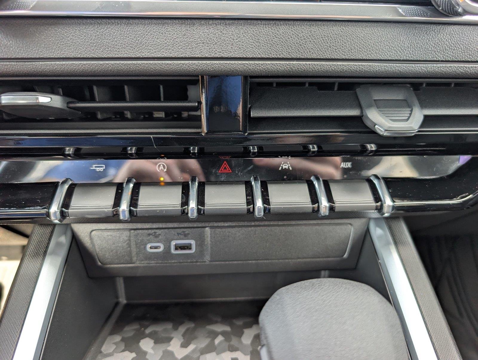 2026 Chevrolet Colorado Work Truck - Photo 20