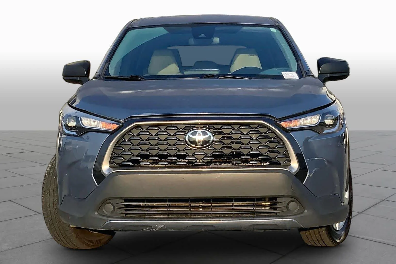 Used 2022 Celestite Toyota L image 4