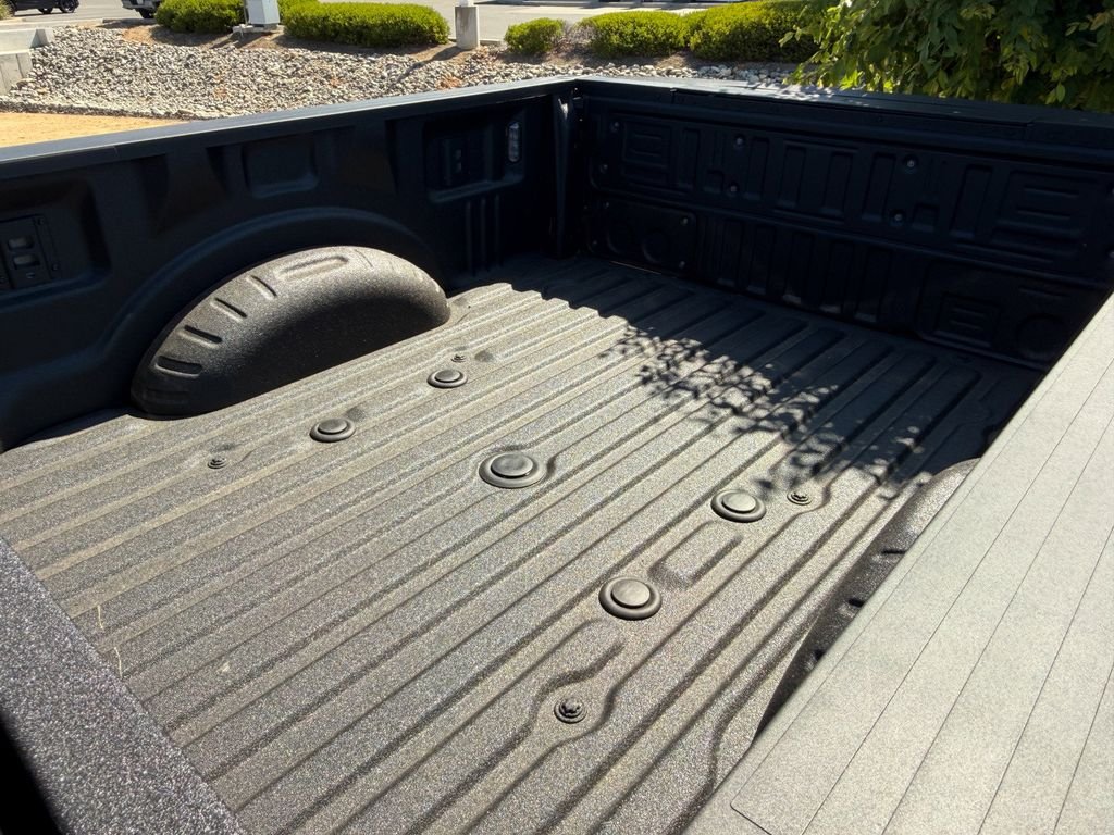 New 2026 Carbonized Gray Metallic Ford F-250® Lariat® image 31