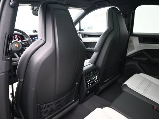 2026 Porsche Cayenne Coup Base - Photo 41