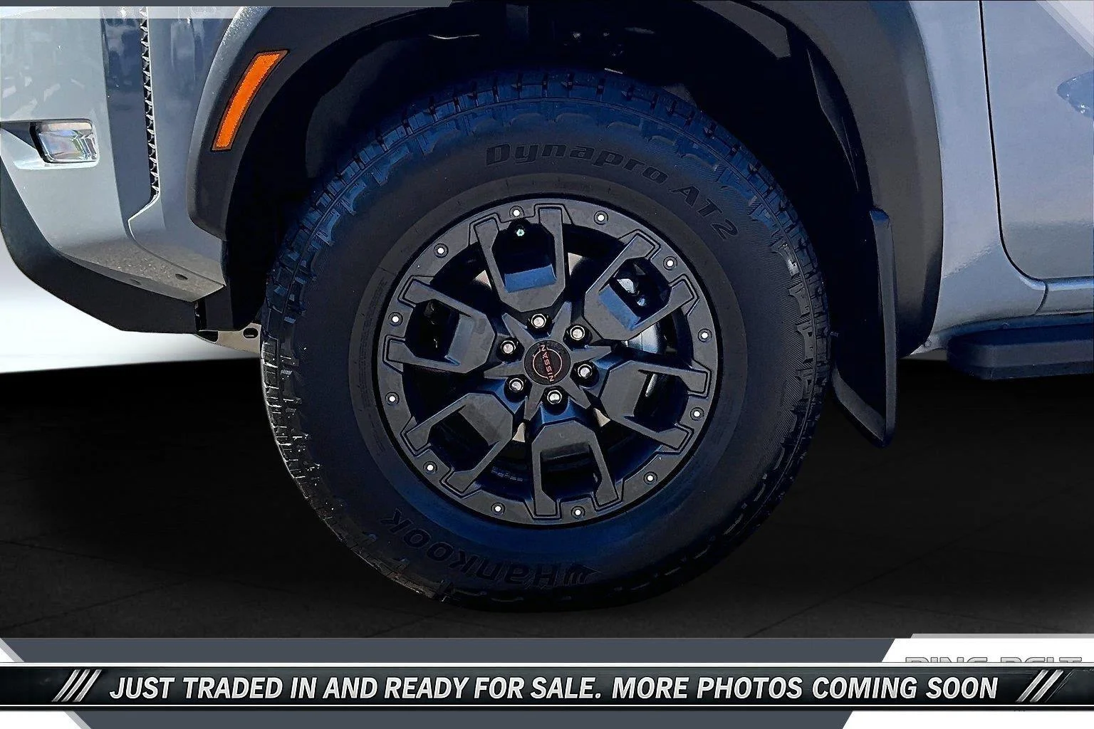 Used 2024 Boulder Gray Pearl Nissan PRO-4X image 8