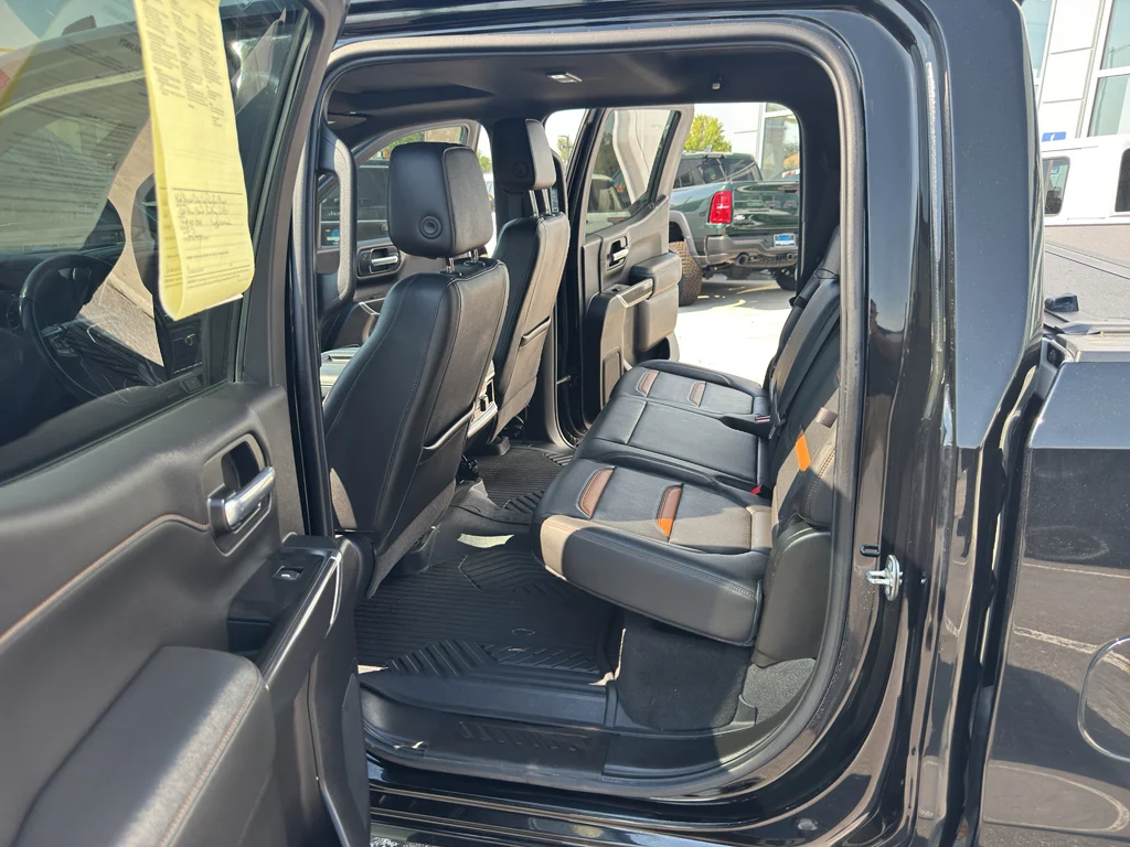 Used 2020 Onyx Black GMC AT4 image 28