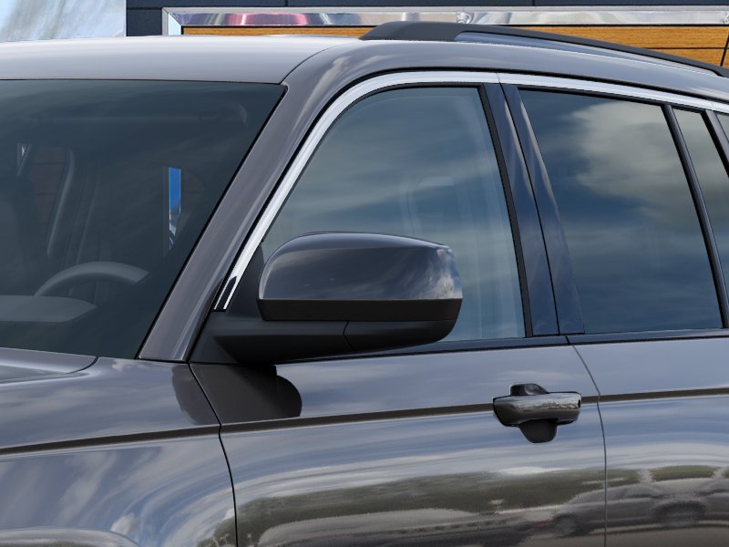 New 2026 Baltic Gray Metallic Clearcoat Jeep Laredo image 38